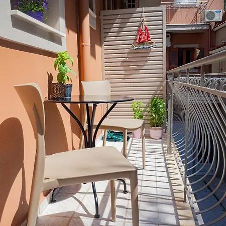 Dina Studio 2